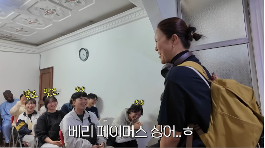 가수 백지영이 ‘진짜 소개’를 했다. 영어는 서툴렀지만, 마음은 완벽했다.사진=유튜브 채널 ‘백지영’