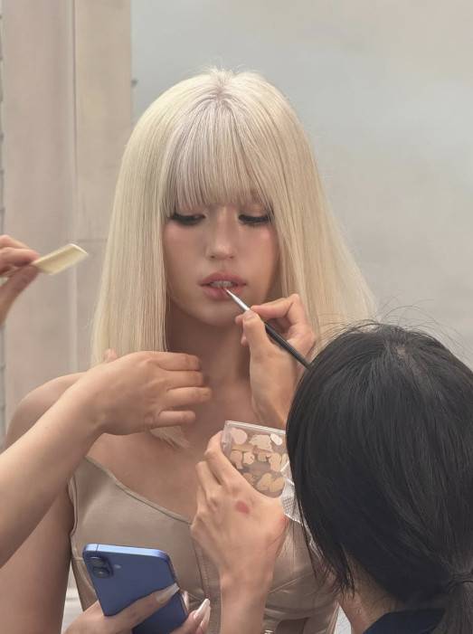 전소미 소셜 계정 캡처