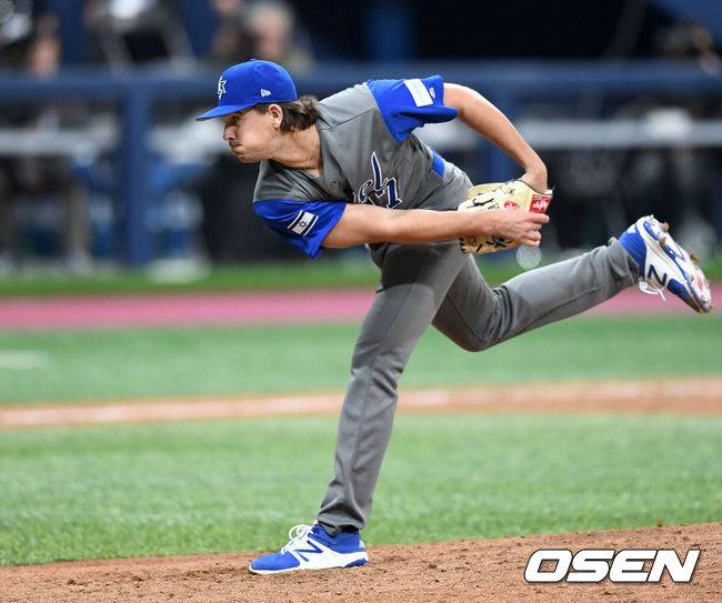 [OSEN=고척, 이대선 기자] 7일 오후 서울 고척스카이돔에서 ‘2017 WBC’ 서울 라운드 대만 대표팀과 이스라엘 대표팀의 경기가 열렸다. 9회말 이스라엘 투수 딘 크레머가 역투하고 있다. 2017.03.07 /sunday@osen.co.kr