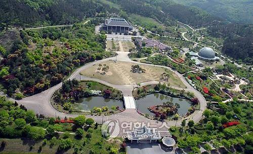 충남산림자원연구소와 금강수목원 등의 모습[연합뉴스 자료사진]