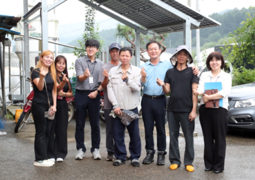 ◇홍천 지역 외국인 계절근로자들. 사진=홍천군청