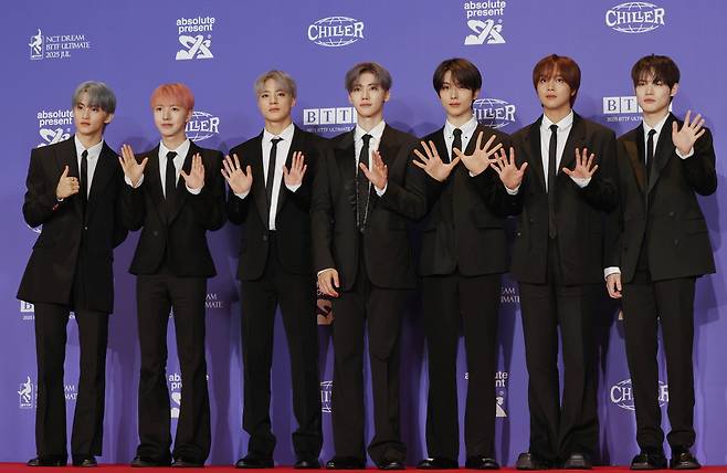 정규 5집 발표한 엔시티 드림
(서울=연합뉴스) 이재희 기자 = 그룹 엔시티 드림(NCT DREAM)이 14일 서울 송파구 롯데시네마 월드타워점에서 열린 다섯 번째 앨범 '고 백 투 더 퓨쳐' 제작 발표회에 참석, 포즈를 취하고 있다. 2025.7.14
scape@yna.co.kr
(끝)
<저작권자(c) 연합뉴스, 무단 전재-재배포, AI 학습 및 활용 금지>