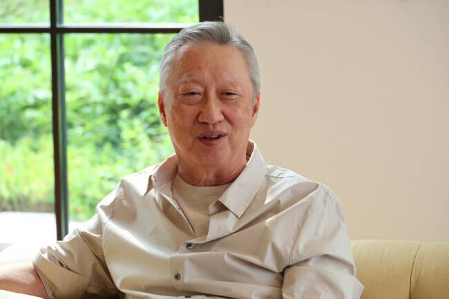 박용만 ‘같이 걷는 길’ 이사장이 지난 7일 서울 용산구 한남동 재단 사무실에서 한겨레와 인터뷰하고 있다. 정용일 선임기자 yongil@hani.co.kr