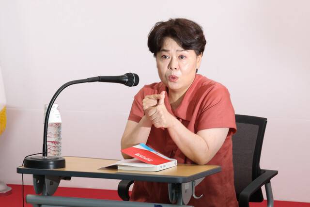 윤희숙 국민의힘 혁신위원장이 13일 오후 서울 여의도 국민의힘 중앙당사에서 기자간담회를 하고 있다. 김영원 기자 forever@hani.co.kr