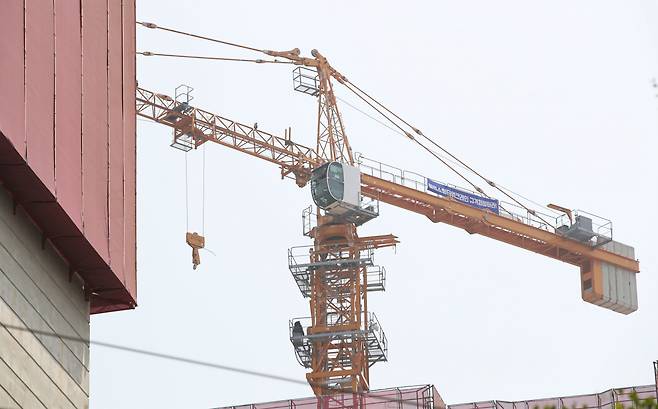 서울의 한 아파트공사현장. [연합]