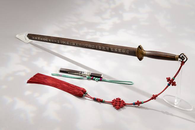 [서울=뉴시스] 사인검과 사진도 유소 - 김혜순 보유자 작품 (사진=국가유산진흥원 제공) 2025.07.14. photo@newsis.com *재판매 및 DB 금지