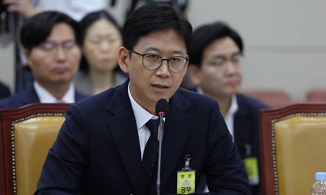 배경훈 과학기술정보통신부 장관 후보자가 14일 서울 여의도 국회에서 열린 과학기술정보방송통신위원회 인사청문회에서 의원 질의에 답하고 있다. 허정호 선임기자