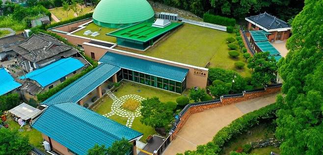 박정희대통령생가 민족중흥관 전경ⓒ구미시