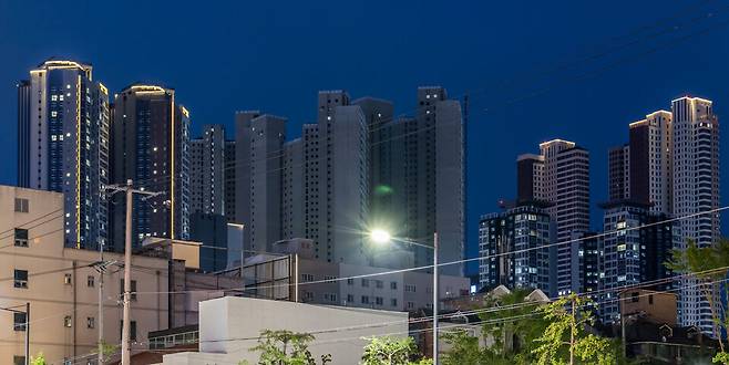 최근 대구의 미분양 아파트가 증가하면서 지역사회의 골칫거리로 전락했다. 사진은 대구의 한 아파트촌 전경 ⓒ시사저널 최준필