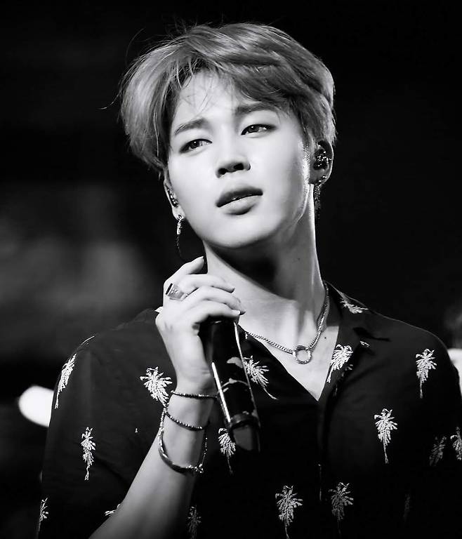 '짐메리카 파워' 방탄소년단 지민 'Who', K팝 최초 美 스포티파이 스트리밍 송 리스트 톱 100 진입