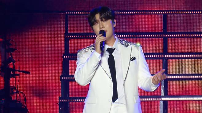 김용빈·손빈아·천록담·춘길·최재명·남승민·추혁진 '미스터트롯3' TOP7 대전 공연 '뜨거운 열기'