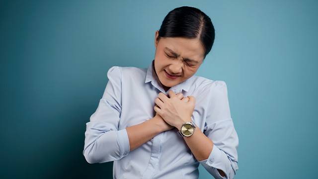 공황장애는 특별한 이유 없이 신체증상이 동반된 극도의 불안 증상을 보인다｜출처: 클립아트코리아