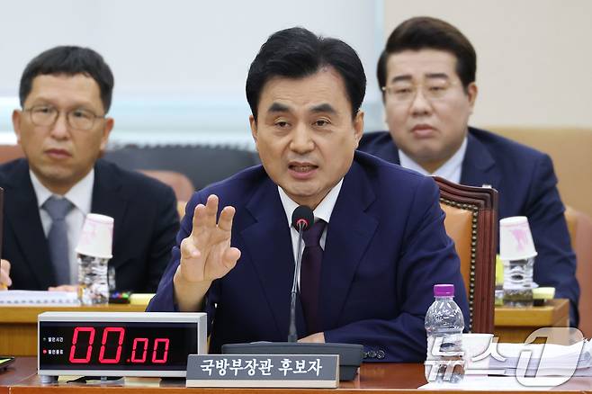 안규백 국방부 장관 후보자가 15일 오전 서울 여의도 국회 국방위원회 전체회의장에서 열린 인사청문회에 출석해 의원 질의에 답하고 있다. 2025.7.15/뉴스1 ⓒ News1 이광호 기자