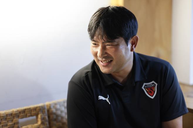 Pohang U-18 (Pohang Steel) Director Hwang Ji-soo answers the reporters in an interview with the reporters on the 14th. Photo ｜ Korean Professional Football Federation