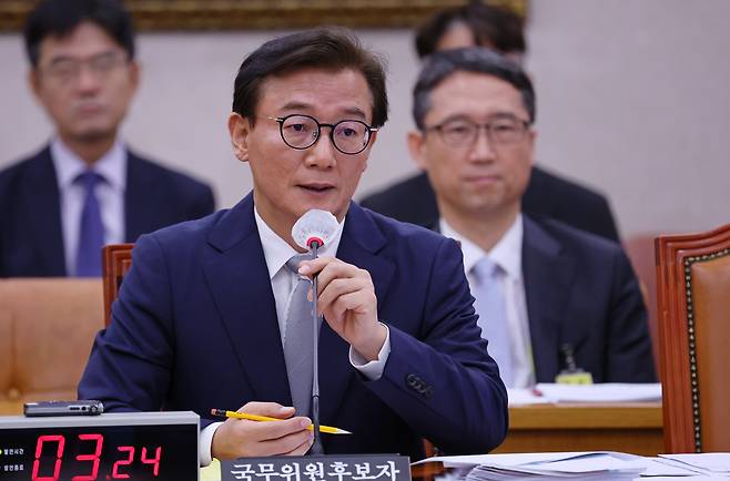 전재수 해양수산부 장관 후보자가 14일 서울 여의도 국회 농림축산식품해양수산위원회에서 열린 해양수산부 장관 후보자 인사청문회에 출석, 의원 질의에 답하고 있다. /남강호 기자