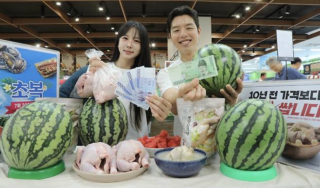 이마트가 17일부터 진행하는 '초복대전' / 사진=이마트 제공