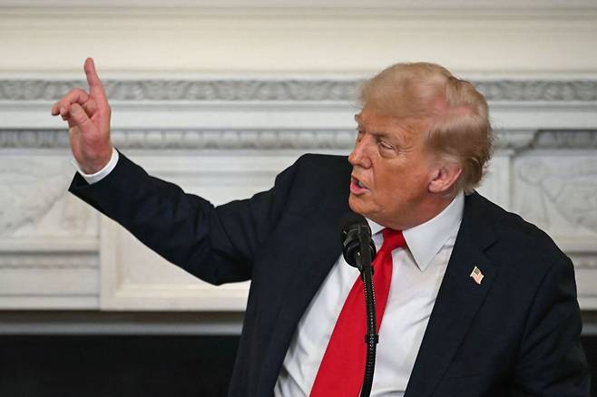 도널드 트럼프 미국 대통령이 14일(현지시간) 백악관 신앙사무실 오찬 행사에서 발언하고 있다. 연합뉴스