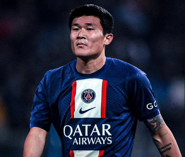 PSG 유니폼을 입은 김민재(합성). SNS 캡처