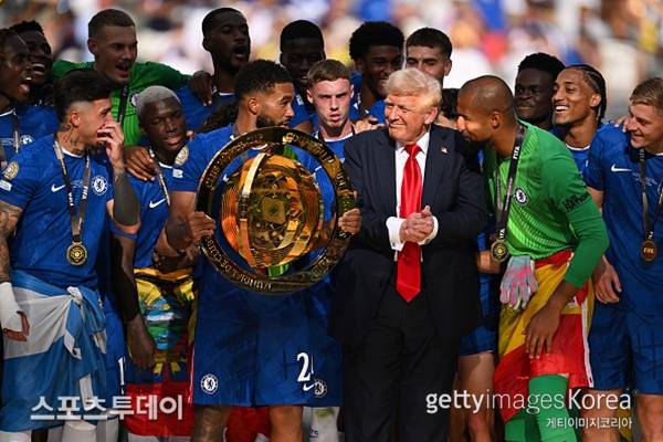 트럼프 대통령과 첼시 선수단 / 사진=Gettyimages 제공