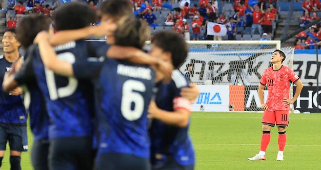 ▲ 15일 오후 용인미르스타디움에서 대한민국과 일본의 2025 동아시안컵 3차전이 열렸다. 나상호의 골대 불운으로 선제 득점 기회를 날린 한국은 저메인 료에게 곧바로 결승골을 허용하며 0-1로 졌다. 동아시안컵 우승은 일본에 넘어갔다. ⓒ연합뉴스