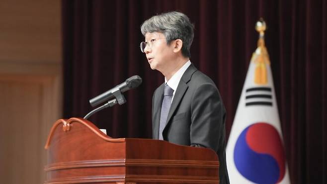 이재명 대통령이 신임 질병관리청장에 임승관 국립중앙의료원 중앙감염병원 설립추진단장을 임명했다고 강유정 대통령실 대변인이 브리핑을 통해 밝혔다. [사진=연합뉴스]