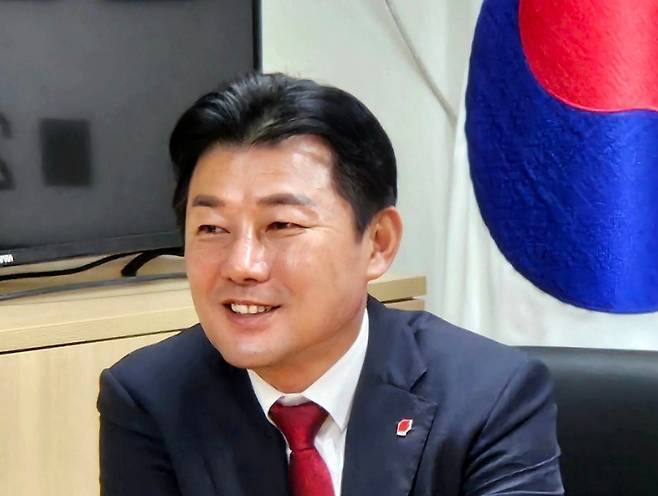 연임이 확정된 이준배 국민의힘 세종시당 위원장. (이 위원장 페이북 사진 캡처)/뉴스1