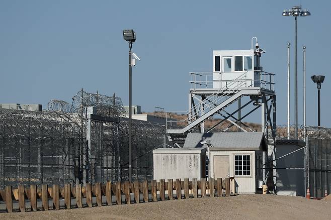 미국 캘리포니아 사막에 조성된 불법 이민자 구금 시설. 사진은 기사와 관련 없음. /AFP 연합뉴스