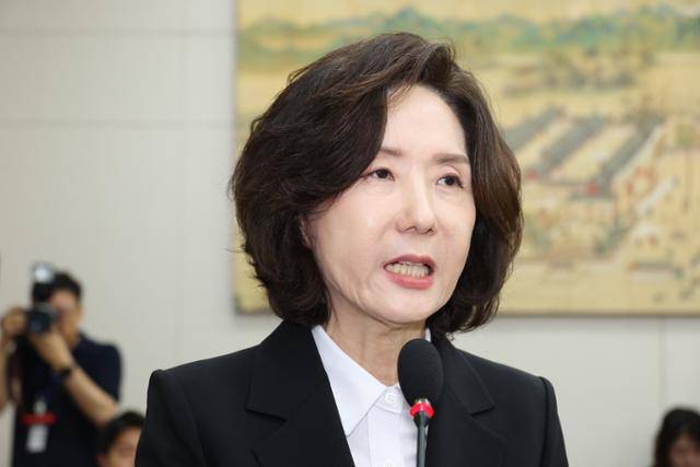 이진숙 교육부 장관 후보자가 16일 서울 여의도 국회 교육위원회에서 열린 인사청문회에서 모두발언을 하고 있다. 연합뉴스