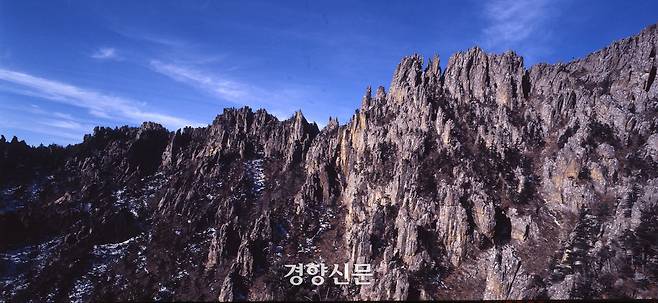 금강산의 모습. 경향신문 자료사진