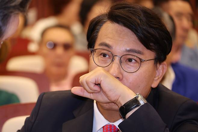 지난14일 서울 여의도 국회박물관에서 열린 긴급토론회 ‘무엇을 할 것인가?, 자유공화 리셋코리아를 위하여’에 국민의힘 윤상현 의원이 참석해 있다.[사진 출처 = 연합뉴스]