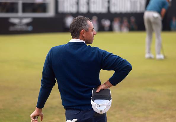 반삭발 스타일로 머리를 짧게 깎은 로리 매킬로이 모습    [게티이미지]