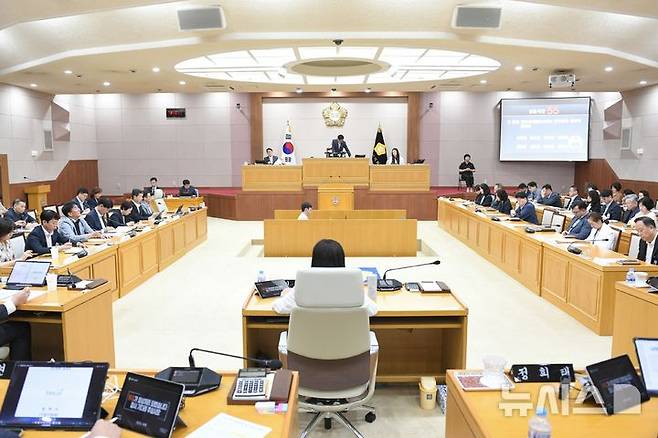 [양주=뉴시스] 제379회 임시회 제2차 본회의. (사진=양주시의회 제공) 2025.07.16 photo@newsis.com