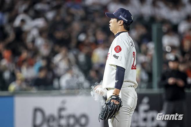 올 시즌을 앞두고 롯데와 2+2년 계약을 맺은 구승민에게는 계약 후 첫 시즌의 활약이 중요하다. 사진제공｜롯데 자이언츠