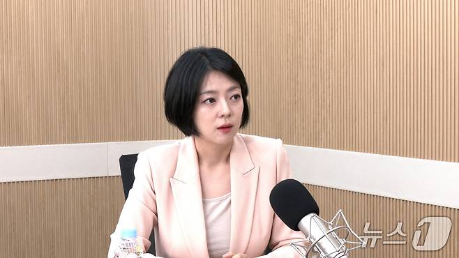 배현진 국민의힘 의원이 17일 뉴스1TV '팩트앤뷰'에 출연해 질문에 답하고 있다.