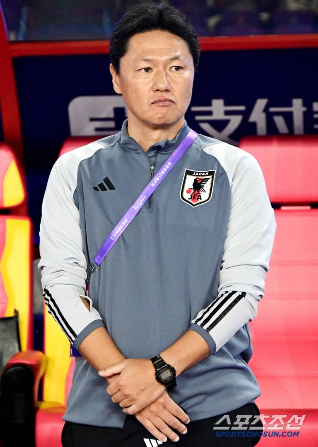 7일 오후 중국 항저우 황룽스포츠센터스타디움에서 대한민국 축구대표팀과 일본의 항저우아시안게임 남자축구 결승전이 열렸다. 일본 오이와 고 감독. 항저우(중국)=송정헌 기자songs@sportschosun.com/2023.10.07/