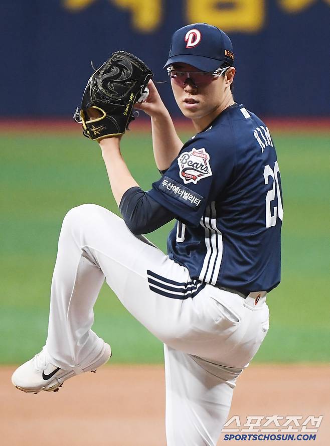 23일 서울 고척스카이돔에서 열린 두산-키움전. 선발투수 김유성이 투구하고 있다. 고척=정재근 기자 cjg@sportschosun.com/2025.4.23/