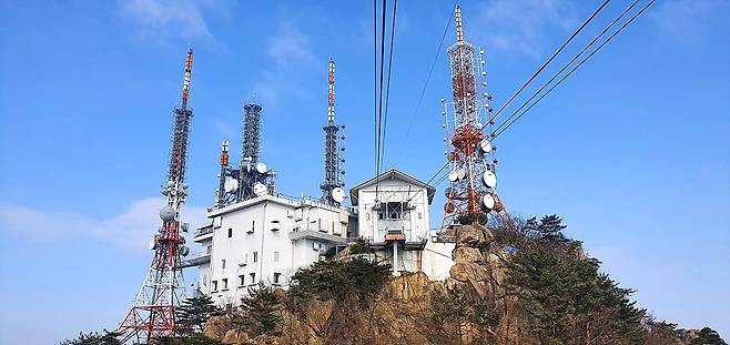 관악산 송신소 전경