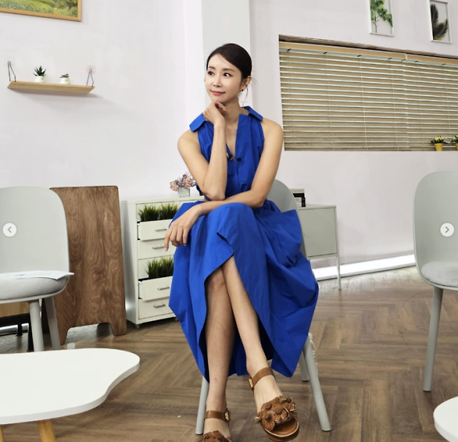 배우 한다감, 화사한 원피스 자태로 시선 끌어 “기본이 탄탄해야 진짜 빛나요”(사진 출처:한다감 SNS)