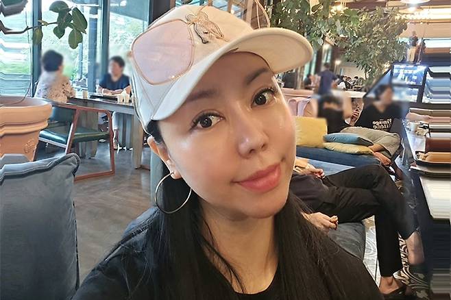 SBS플러스·ENA 예능 프로그램 '나는 솔로'에 출연한 10기 정숙(본명 최명은)이 17일 인스타그램을 통해 최근 불거진 가짜 명품 판매 논란에 대한 심경을 밝혔다. /사진=정숙 인스타그램