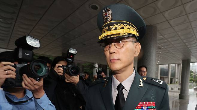 김용대 드론작전사령관이 17일 내란특검 사무실이 마련된 서울 서초구 서울고검에 조사를 받기 위해 출석하고 있다. (사진=연합뉴스)