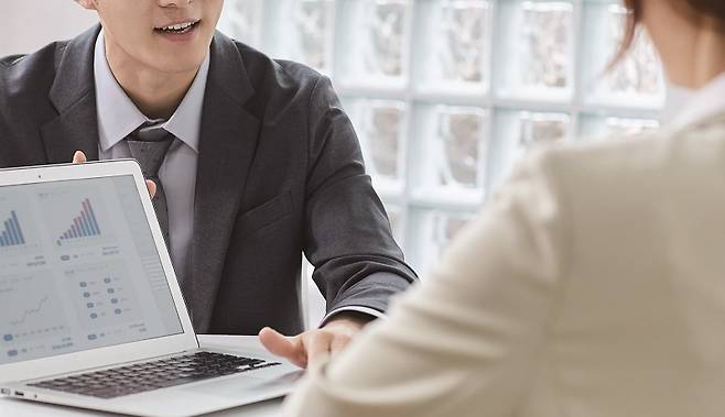 고위험 직군이 아니라면 종신보험은 가입할 필요가 별로 없다.[사진 | 게티이미지뱅크]