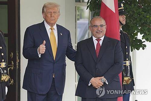 백악관에서 바레인 왕세자 만난 트럼프 미국 대통령 [워싱턴 AP=연합뉴스 재판매 및 DB금지]