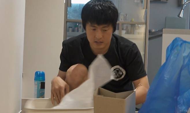 기안84 초파리와 씨름