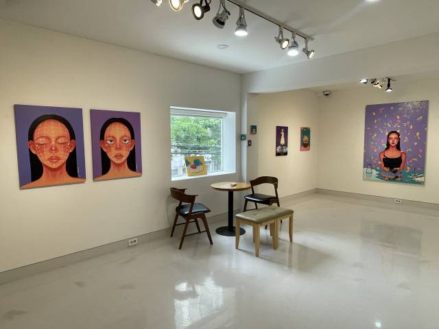 갤러리제이원 전시장 전경. 이연정 기자