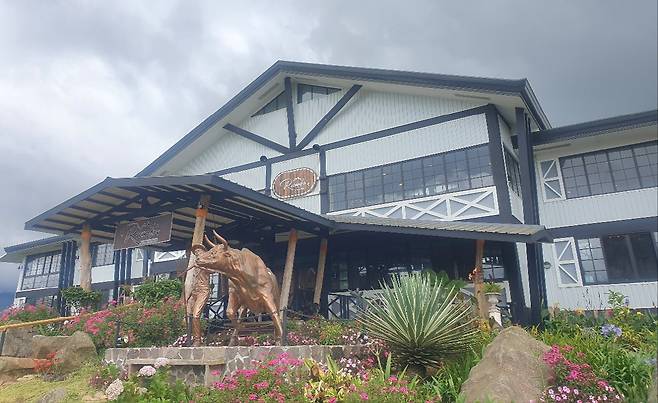 ◇필리핀 전통요리를 선보이는 리칼도스