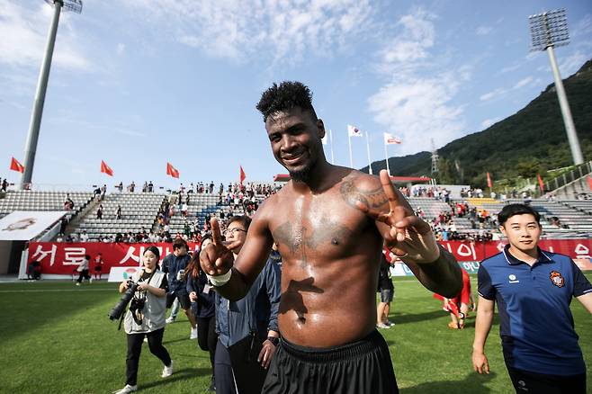 창원축구센터/ K리그1/ 경남FC vs FC서울/ 경남 말컹/ 승리 세레머니/ 사진 김재훈