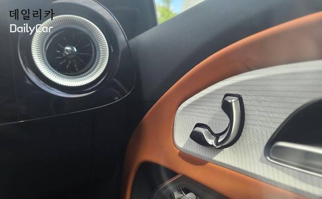 벤츠, 더 뉴 CLA (에어벤트, 도어 패널)