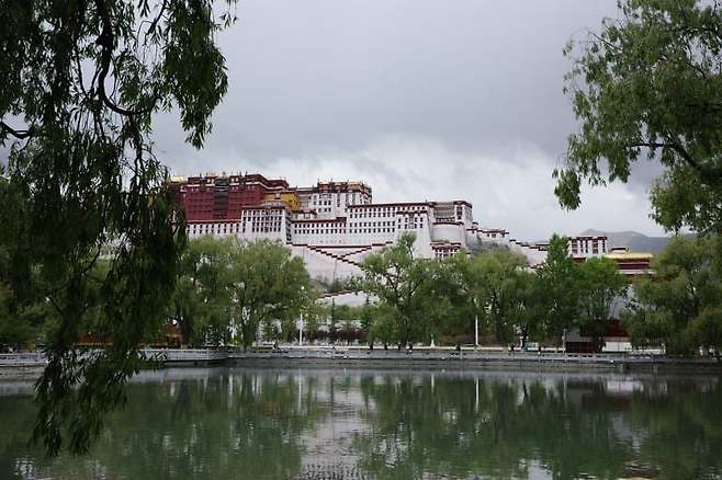 7d98f305b58a1bf623ee86ec419c70688a3260e365aa28638a7abb9e2aa2ad3c17b0ba7636ba476a557e99fe7e6fdb68e9295033c49e