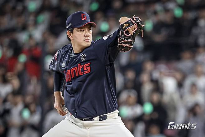 프로야구 롯데 투수 김원중. 롯데 제공