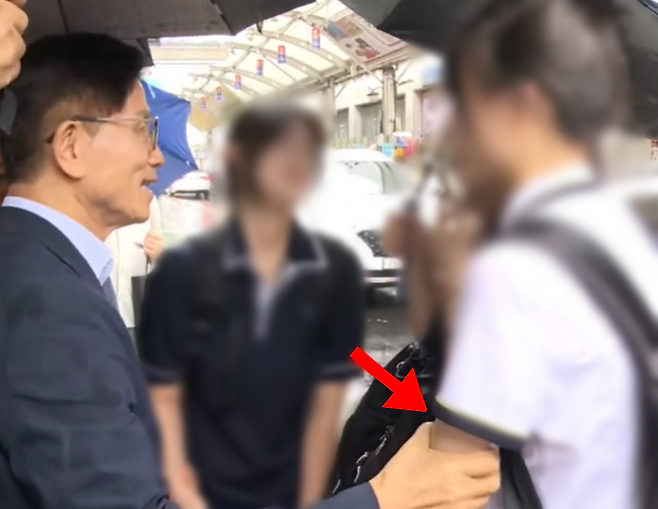 thumb/R658x0.q70/?fname=https://t1.daumcdn.net/news/202507/18/fnnewsi/20250718170129002wmyi.png